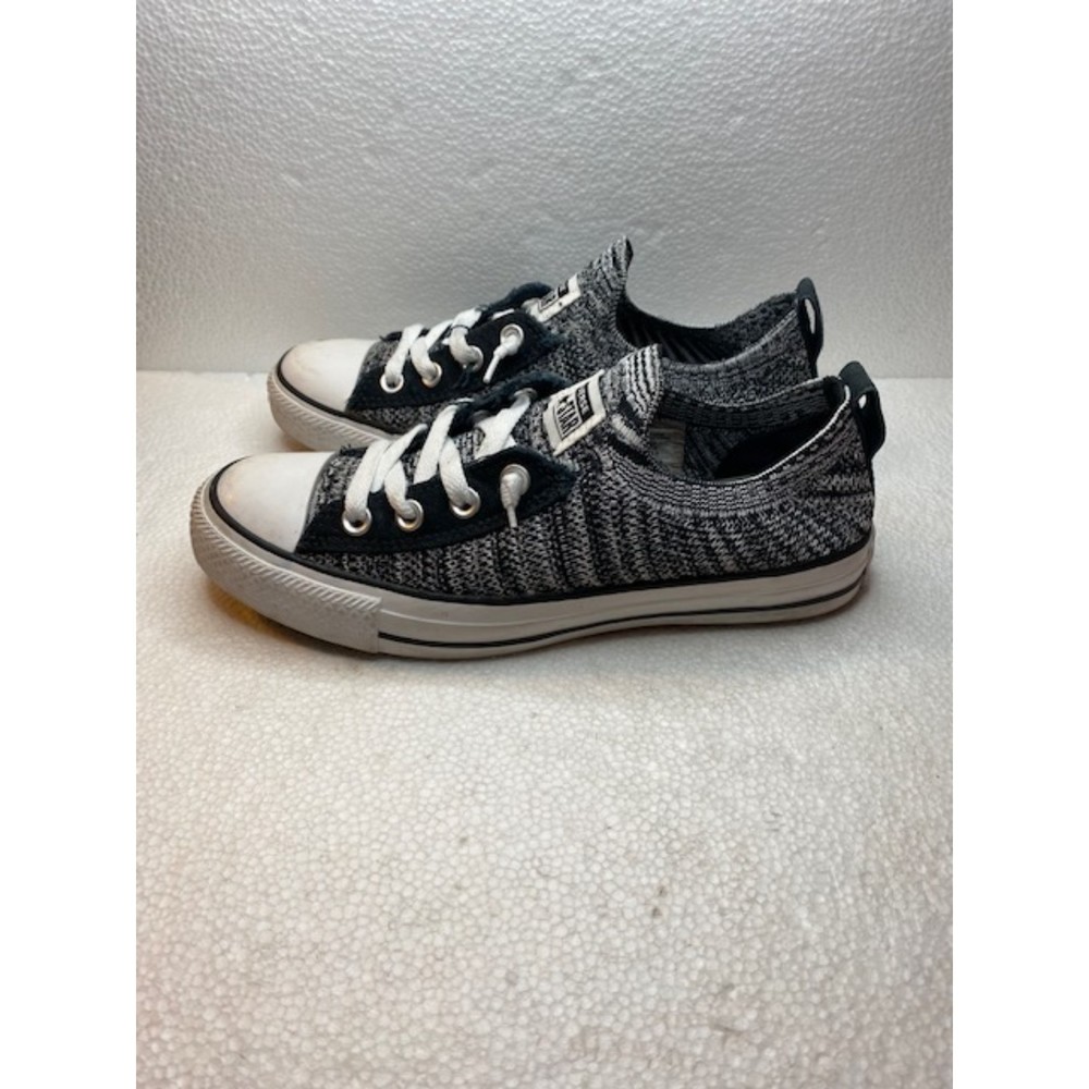 Converse Womens Size 7.5 - Picture 3 of 5